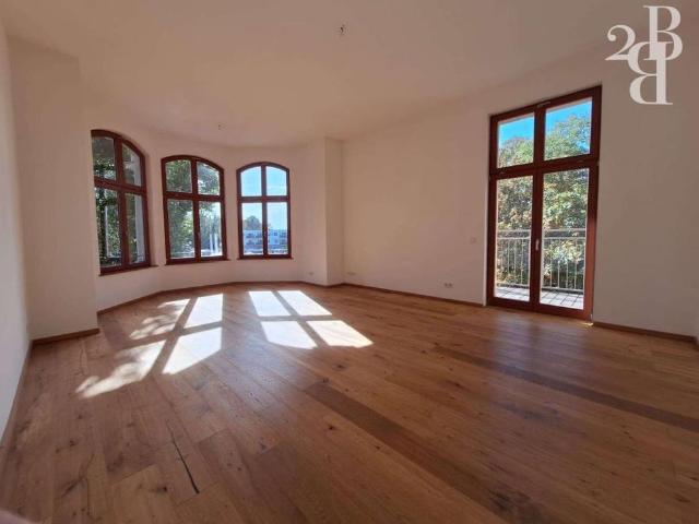 Barrierefrei! Modernes Dachgeschoss mit Aufzug & Sauna