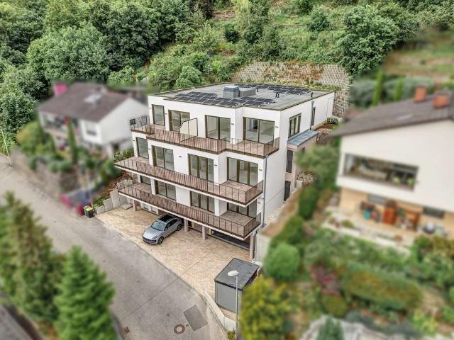 Barrierefrei Neubau Wohnung, Erstbezug, in Aussichtlage