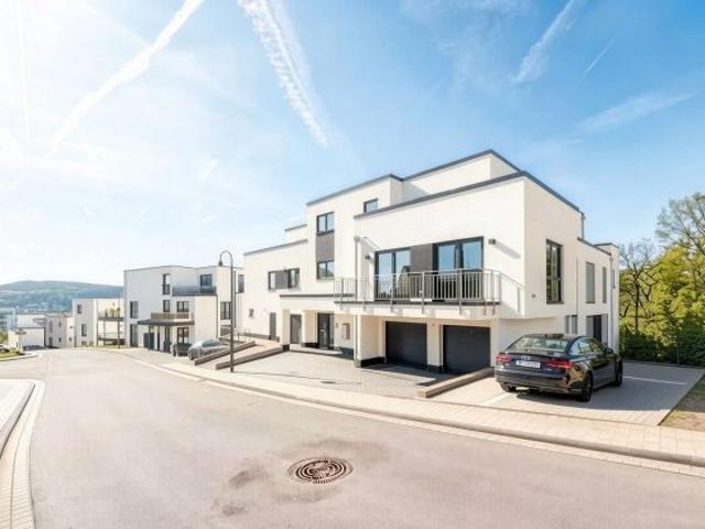 Barrierefreie Neubauwohnung mit hochwertiger Ausstattung und zwei Stellplätzen auf der Kenner Ley