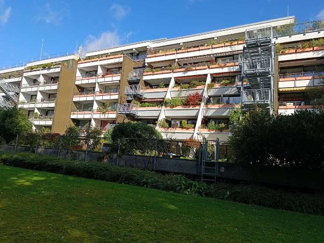 Barrierefreie Etagenwohnung mit Balkon und Tiefgaragenstellplatz in Mülheim Broich