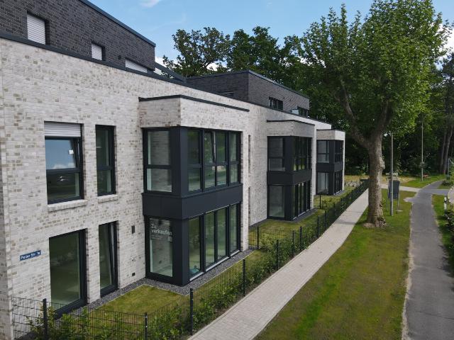 Barrierefreie Eigentumswohnung: 3 Zimmer mit Terrasse und Garten