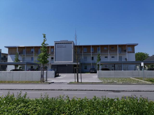 Barrierefreie Gartenwohnung mit Einbauküche in Wels/Lichtenegg zu vermieten