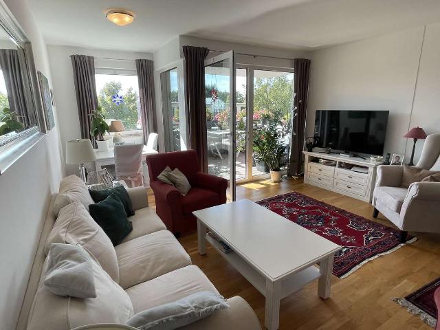 Barrierefreie Senioren / Behindertengerechte 2 Zimmer Wohnung mit Süd Balkon in Falkensee