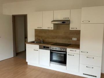 Barrierefreie 2 Zimmer Wohnung mit Küche, Bad und großem Balkon