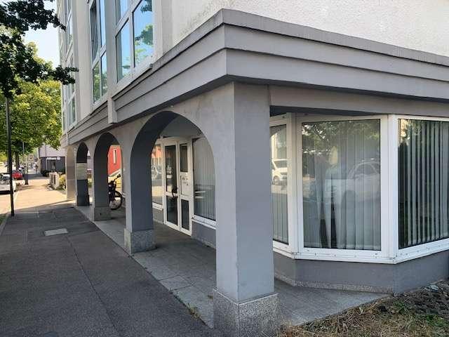 Barrierefreie 2 Zimmerwohnung mit Balkon und Tiefgaragenplatz provisionsfrei