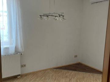 Barrierefreie 3 Zimmer Erdgeschosswohnung mit Garten