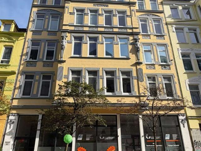 Barrierefreie 3 Zimmer Wohnung mit Küchenzeile/ Citylage/ Der Aufzug führt direkt in die Wohnung