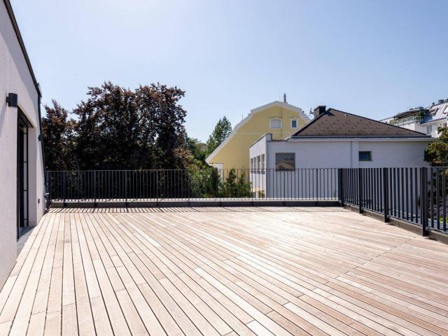 Barrierefreies voll klimatisierte DG Wohnung mit großer Terrasse ERSTBEZUG !