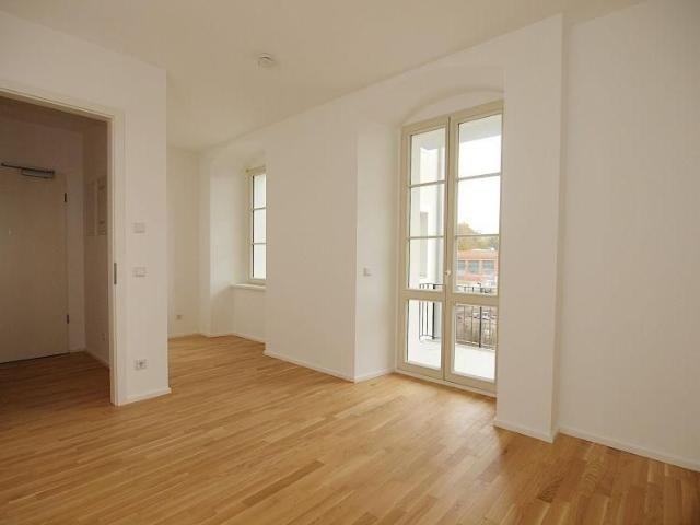 Barrierefreier Wohnungszugang! Schöne 2 Zimmerwohnung in der Alten Baumwolle! EBK + Balkon + Blick zum Markt + Fußbodenheizung + offene Küche + Lift