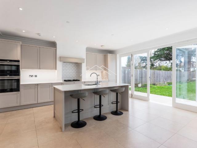 Barrons Chase, Richmond TW10, 5 bed detached house to rent, £6,300 pcm | PrimeLocation