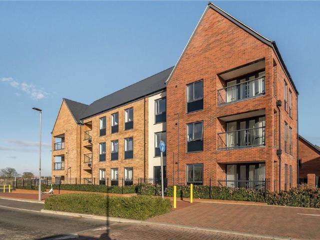 Barrosa Way, Whitehouse, Milton. 1 bed apartment to rent £1,175 pcm £271 pw