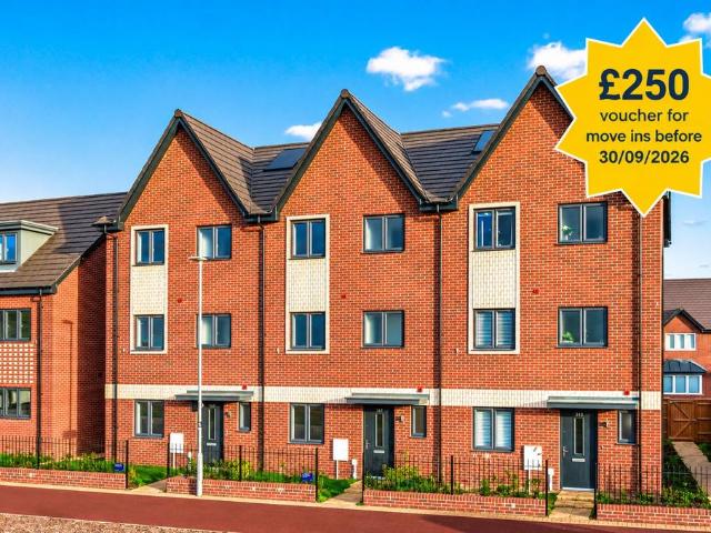Barrosa Way, Whitehouse, MK8 4 bed end of terrace house to rent £2,150 pcm £496 pw