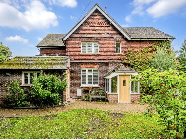 Barrow Green Road, Oxted RH8, 2 bed semi detached house to rent, £2,200 pcm | PrimeLocation