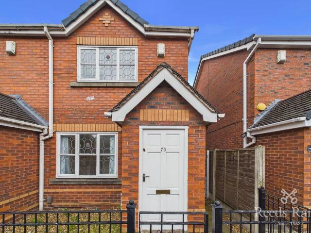 Barrow Hill Road, Manchester, Greater Manchester M8, 2 bed end terrace house to rent, £1,100 pcm | PrimeLocation