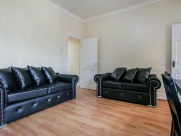Barrows Road, Birmingham B11 3 bed terraced house to rent £1,302 pcm £300 pw
