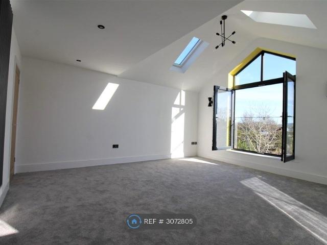 Barrs Court, Bristol BS30, 2 bed flat to rent, £1,425 pcm | PrimeLocation