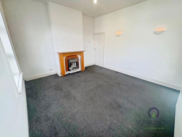 Barrs Street, Oldbury, West Midlands B68, 1 bed flat to rent, £750 pcm | PrimeLocation