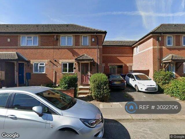 Barry Road, Northampton, NN1 3 bed terraced house to rent £1,400 pcm £323 pw