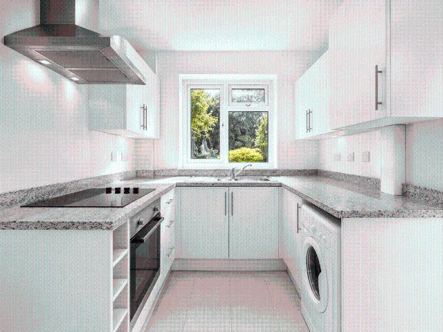 Barry Road, London SE22, 2 bed flat to rent, £2,000 pcm | PrimeLocation