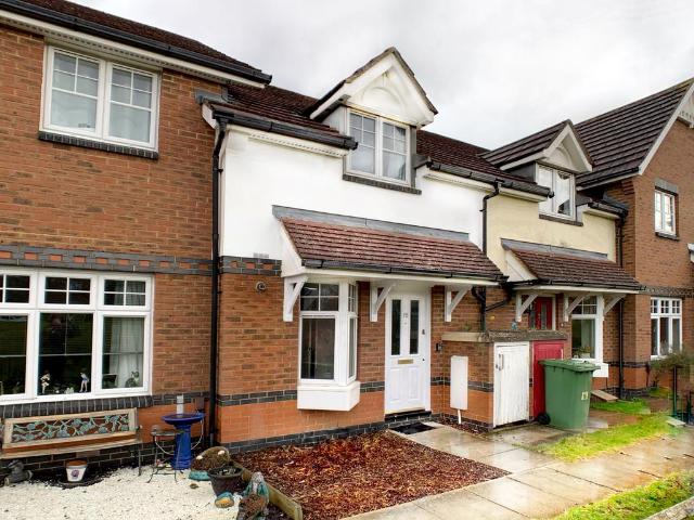 Barry Square, Bracknell RG12 2 bed house to rent £2,875 pcm £663 pw