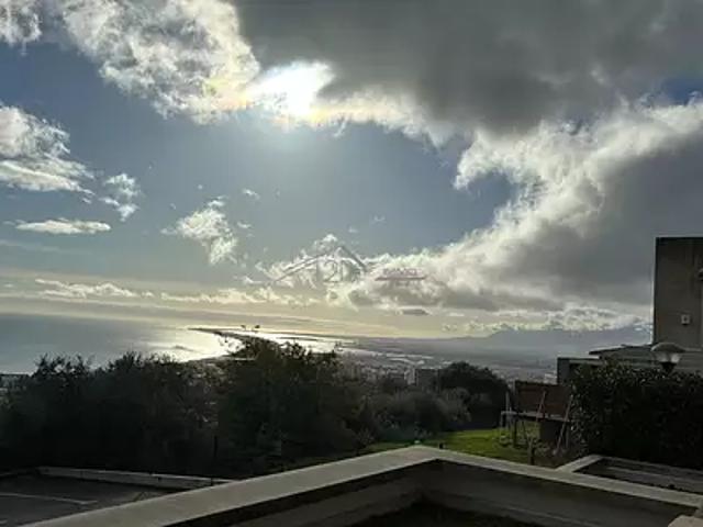 Bastia 20600 Location appartement 2 pièces t2 au dernier étage terrasse