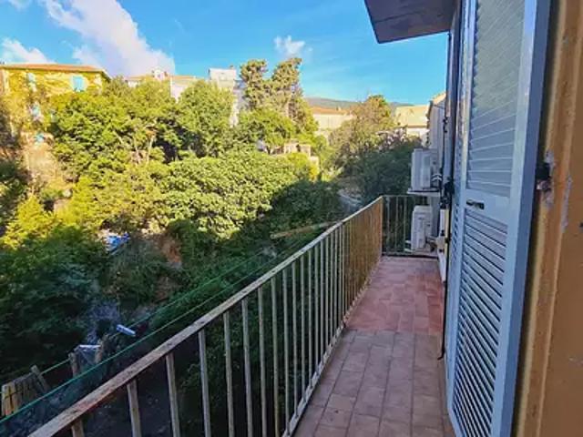 Bastia 20200 Location appartement 1 pièce t1 au dernier étage