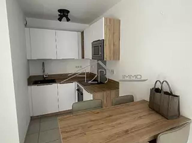 Bastia 20200 Location appartement 2 pièces t2 terrasse
