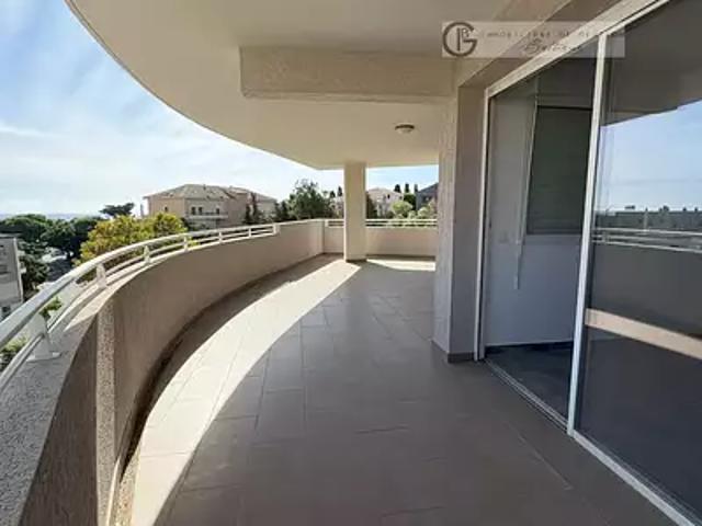 Bastia 20200 Location appartement 5 pièces t5