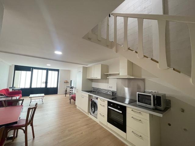 Bastia centre Charmant F2 meublé en duplex
