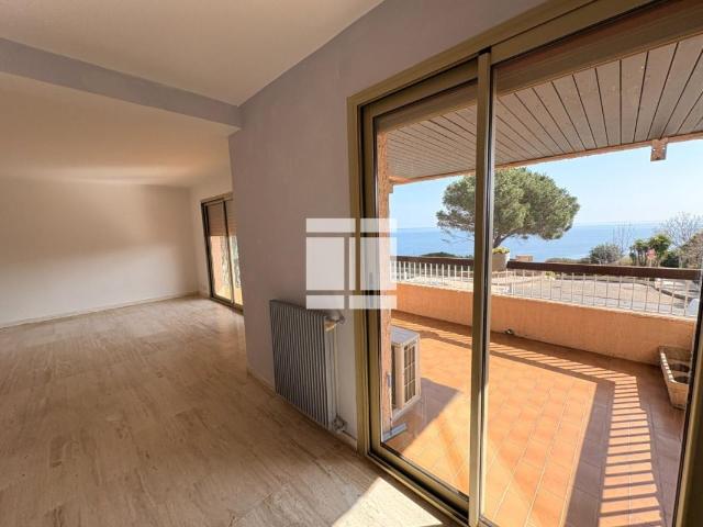 BASTIA NORD T3/4 TERRASSE, PARKING, ASCENSEUR