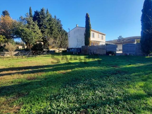 BASTIDE CÉVENOLE AVEC JARDIN PLAT ET PISCINE A PROXIMITÉ DE