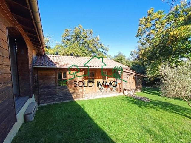 Bastide de Pierre et de Bois d'une superficie de 92 m2 + Gît