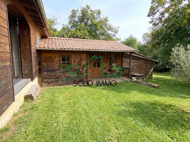 Bastide de Pierre et de Bois d'une superficie de 92 m2 + Gît. 92m² Saint Andéol de Vals