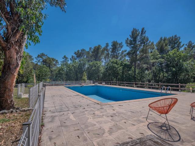 Bastide En Campagne A Callas 170m² Callas