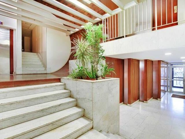 Bastille Le Marais 1BR/ 4P balcony