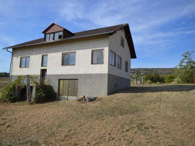 Bastlerhit mit Fernblick in Markt Neuhodis – ca. 117m² Wnfl um nur € 69.000 !