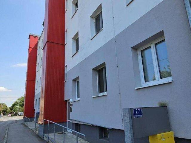 BASTLERHIT! GRILLPARZERSTRASSE 31!