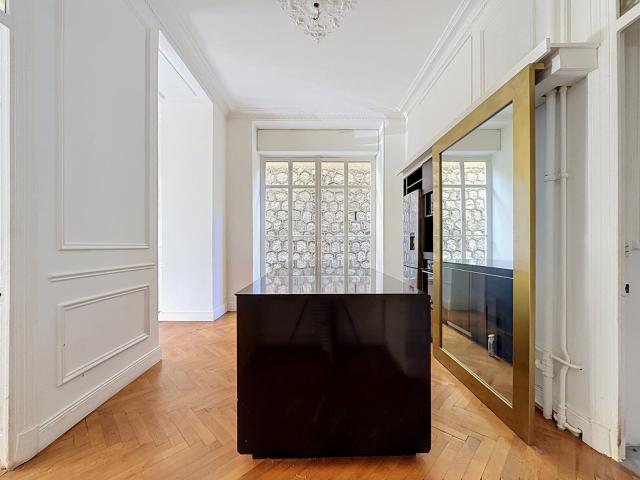 Bas Cimiez Appartement bourgeois avec terrasse et parking 62m² Nice