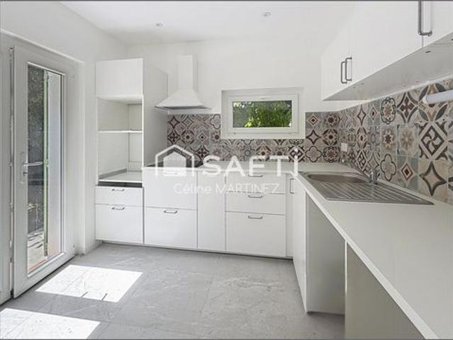 Bas de villa 3 pièces avec un grand jardin