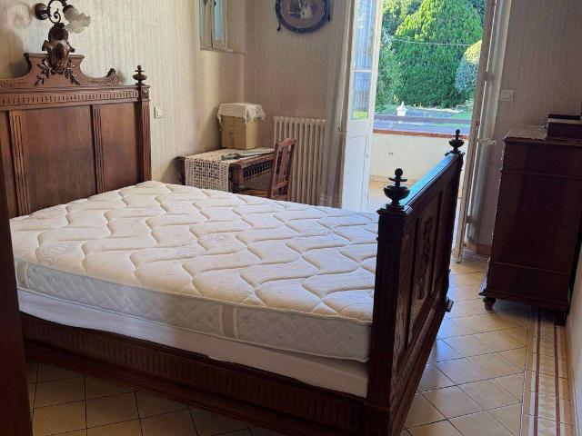 Bas de Villa à louer 94m² + dépendances et jardin 800m²