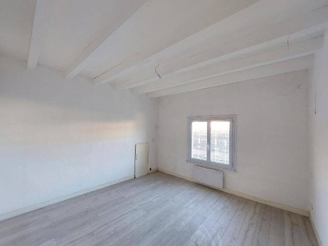 BAS DE VILLA T2 de 42.29m² avec JARDINET