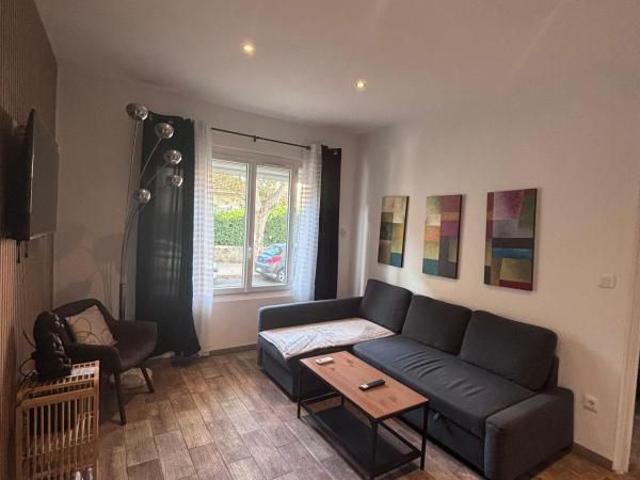 Bas de Villa T3 meublé
