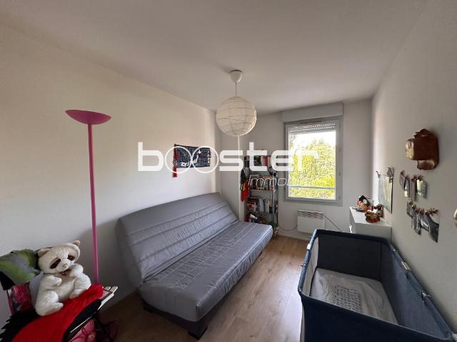 BAS MINIMES T3 avec terrasse, double parking et cave