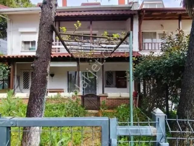 Basınkent 2 Sitesinde Kiralık 4+1 Bahçeli Teraslı Tripleks Villa