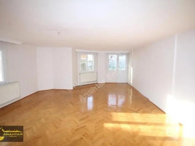 Basınsitesi'nde Doğalgazlı, Asansörlü, Otoparklı 3+1 Daire