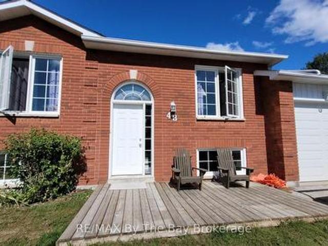 Basement 48 Caribou Trail, Wasaga Beach, ON, L9Z 1H4 house for lease | Listing ID S13823 | Royal LePage