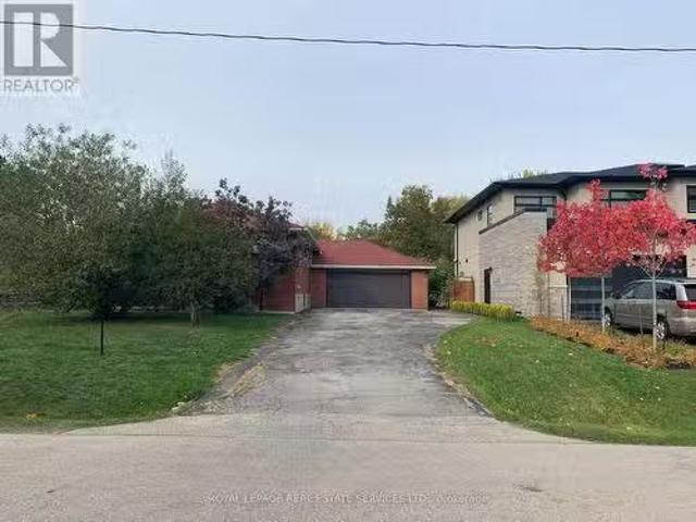 Basement 553 Valley Drive, Oakville, ON, L6L 4L9 house for.