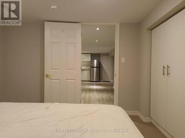 Basement 80 Binswood Avenue, Toronto, ON, M4C 3N8 house for lease | Listing ID E13708 | Royal LePage