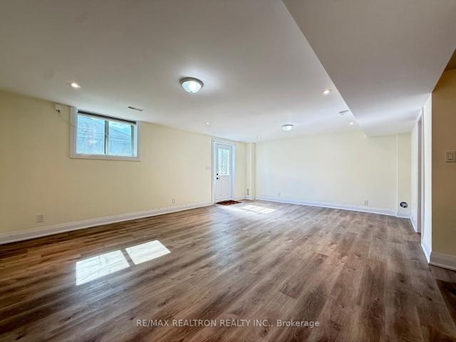 Basement 14 Snider Avenue in Toronto: Briar Hill Belgravia House for lease Toronto W04: MLS®# W13544670