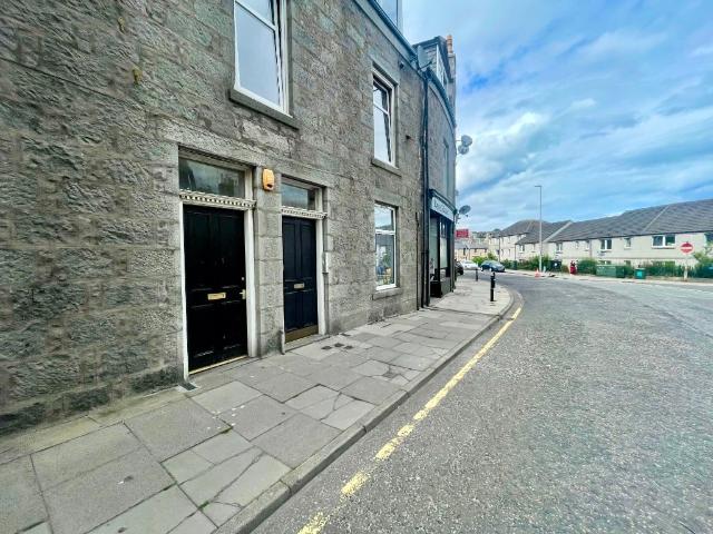 Basement Bon Accord Street, Aberdeen AB11, 1 bed flat to rent, £595 pcm | PrimeLocation